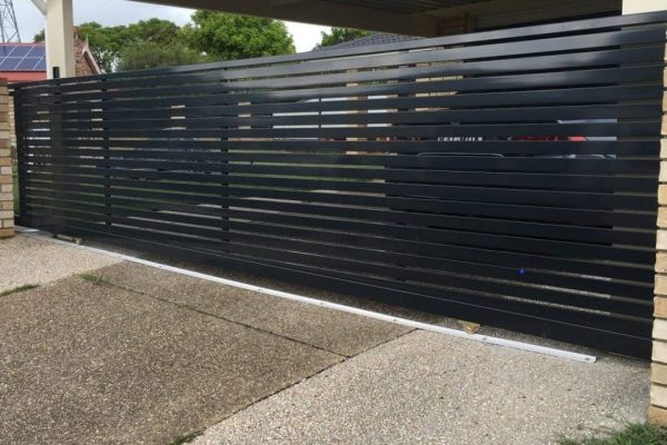 Black Sliding Gate
